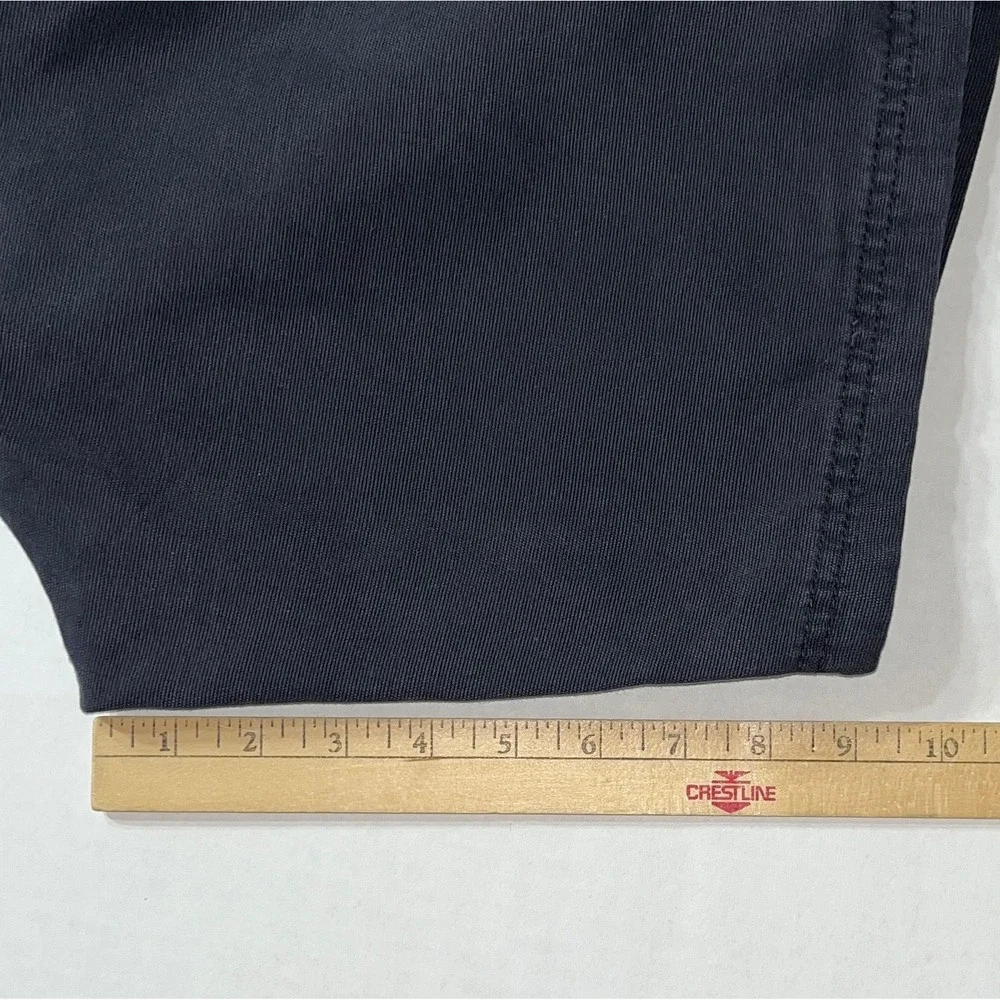 Tommy Bahama Relax Cargo Shorts Men's 36 Utility Dark Gray Outdoor Tencel Cotton